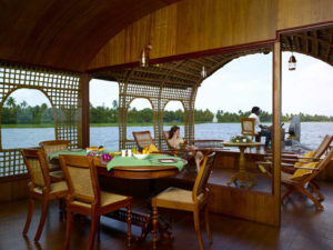 Kumarakom House Boat