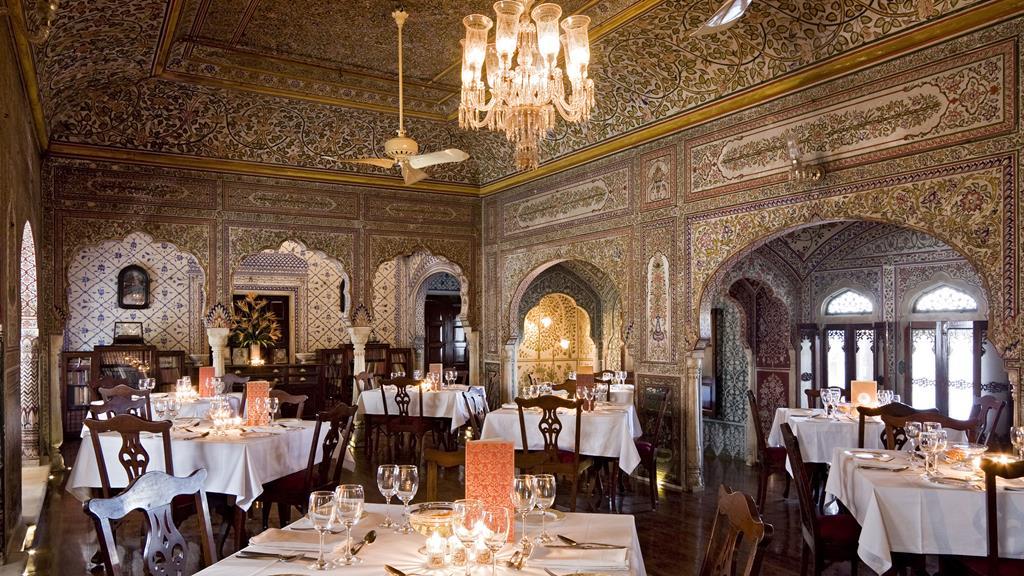 Samode_haveli_Dinninghall_jaipur-India